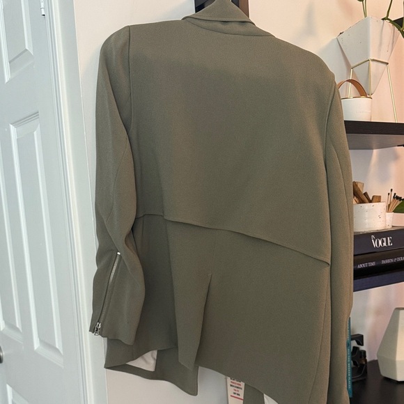 Aritiza WILFRED Maury jacket drape olive green size S MOTO OVERSIZED - Picture 4 of 5